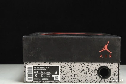 Hyperoad RETRO THE 'WHAT 4' AIR 4 JORDAN SE 1029